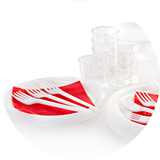 Platos, vasos y cubiertos